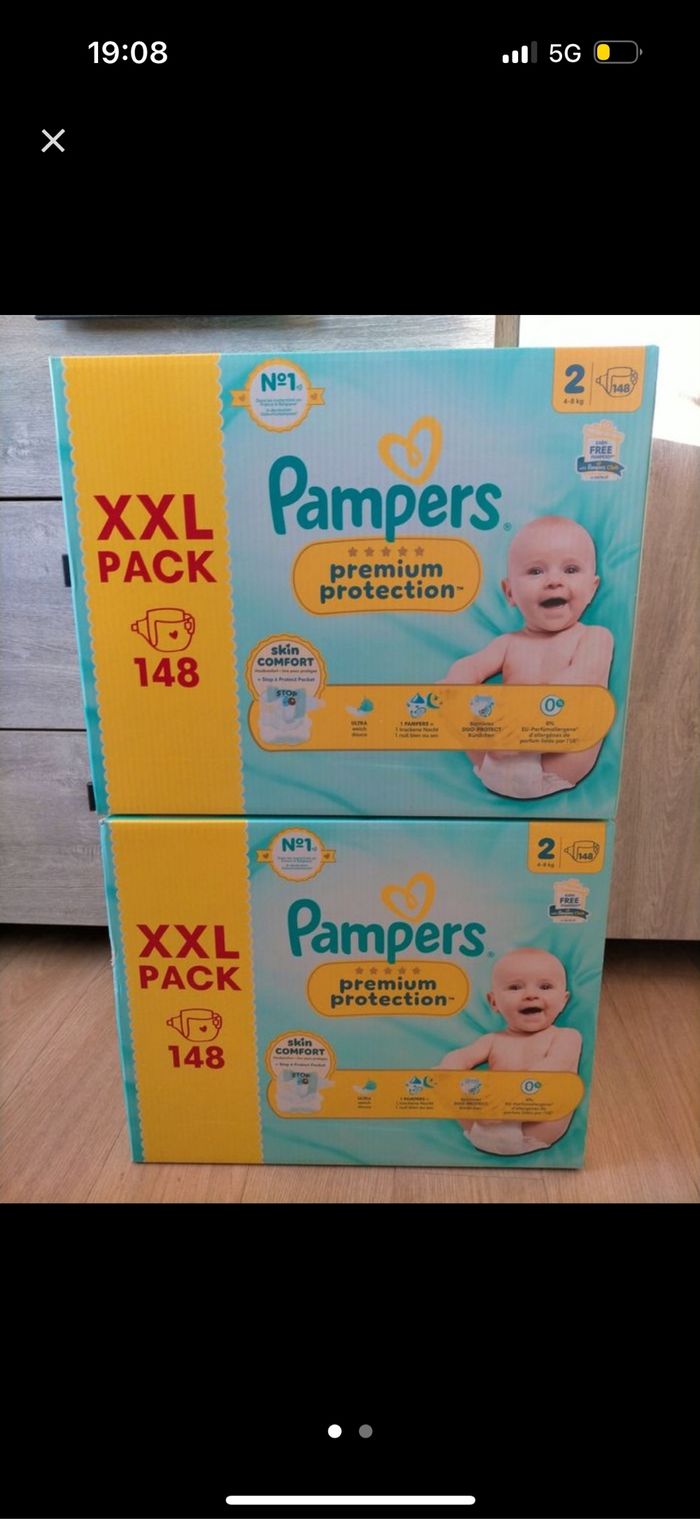Un lot de 296 couches Pampers premium taille 2 Neufs