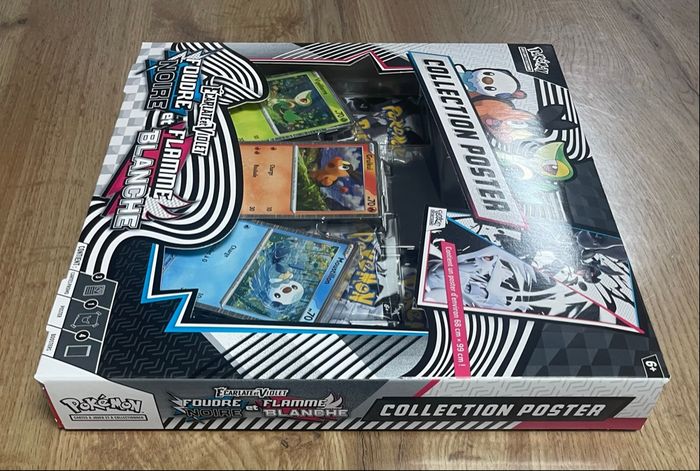 Pokémon coffret collection poster Unys écarlate et violet flamme blanche et foudre noir Ev 10.5 - photo numéro 5