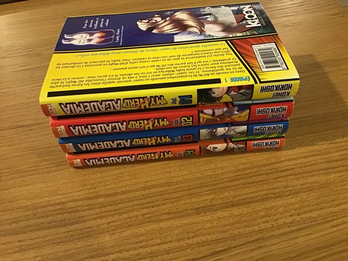 Lot 4 manga My Hero Academia tomes livres Kioon shonen - photo numéro 3