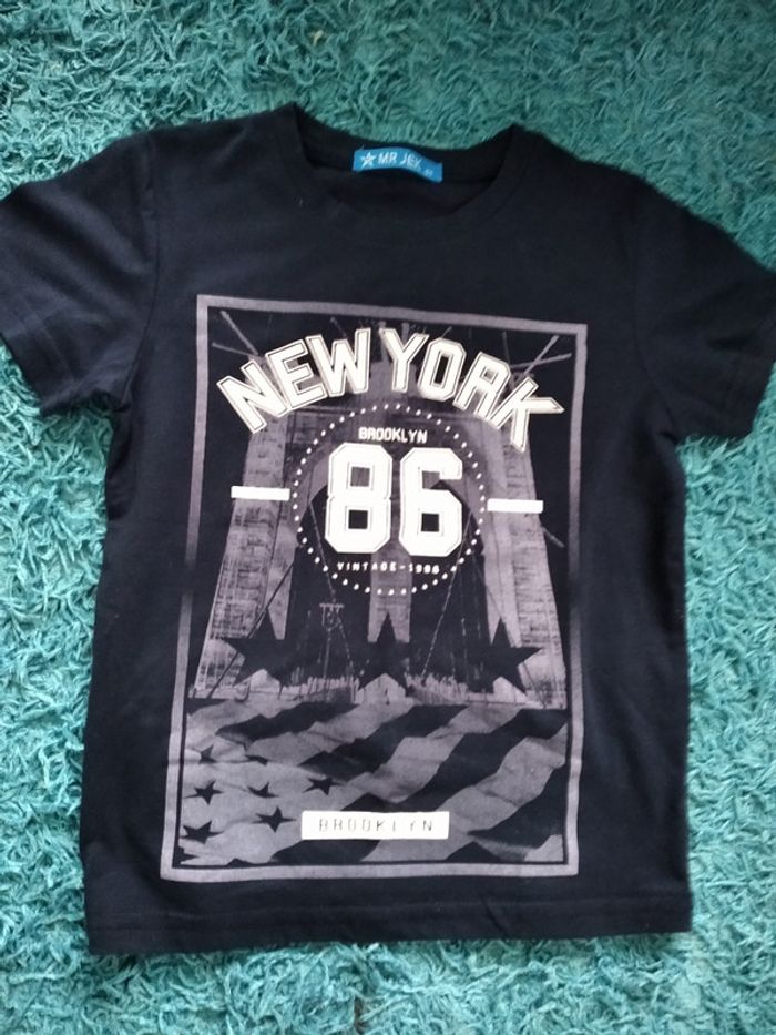 Tee shirt