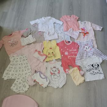 Lot vêtements fille 3 mois