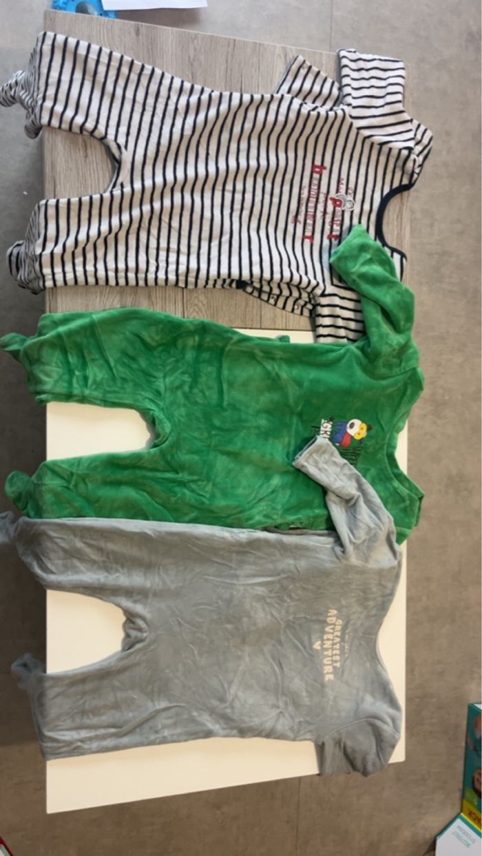 Lot de vêtement 24 mois - photo numéro 2