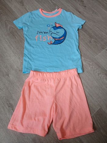 Ensemble short et tee shirt 6 ans