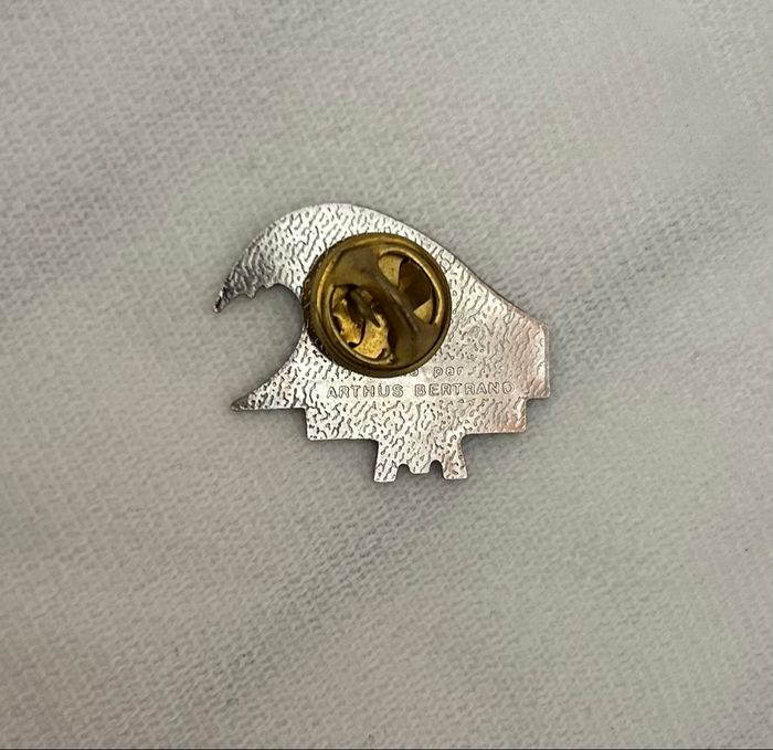 Pin’s McDonald’s Hawaï - photo numéro 2