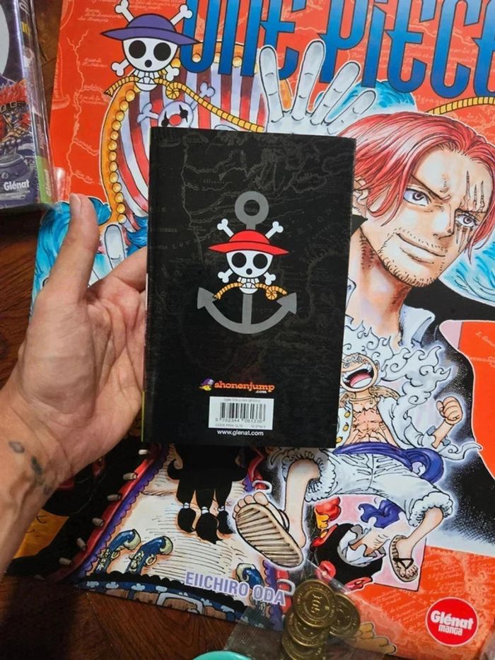Gros lot Onepiece + la nuit Onepiece 2023 et 2024 - photo numéro 6