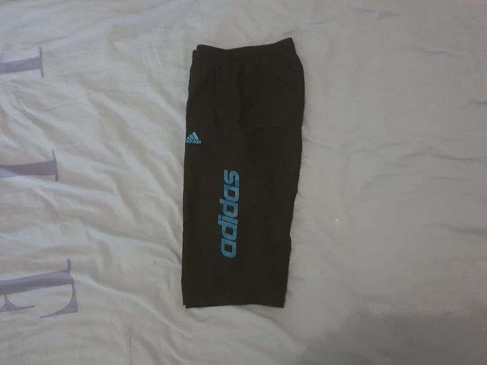 Adidas short taille 10 ans - photo numéro 2