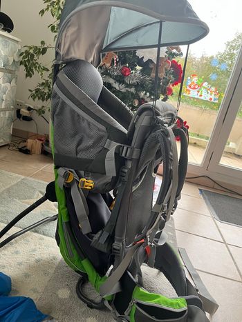 Porte bébé. Deuter