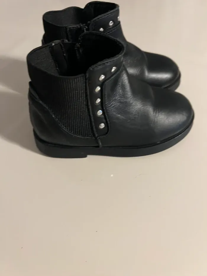 Bottines noir zara pointure 23 - photo numéro 3