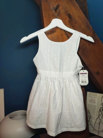 Robe sergent major blanche broderie anglaise 4 ans