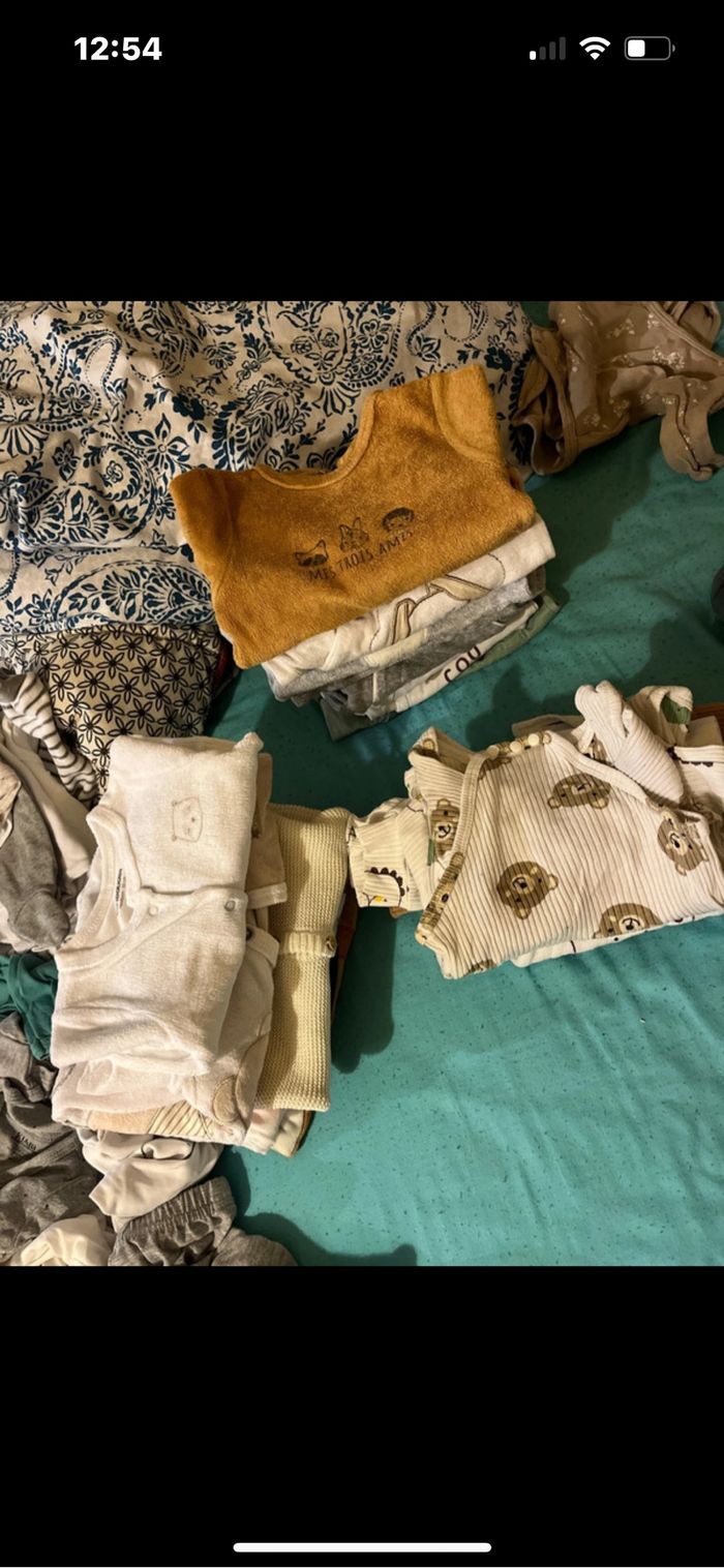 Lot vêtements bébé 1 mois