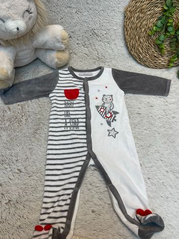 Pyjama en velours blanc et gris - Gemo 
