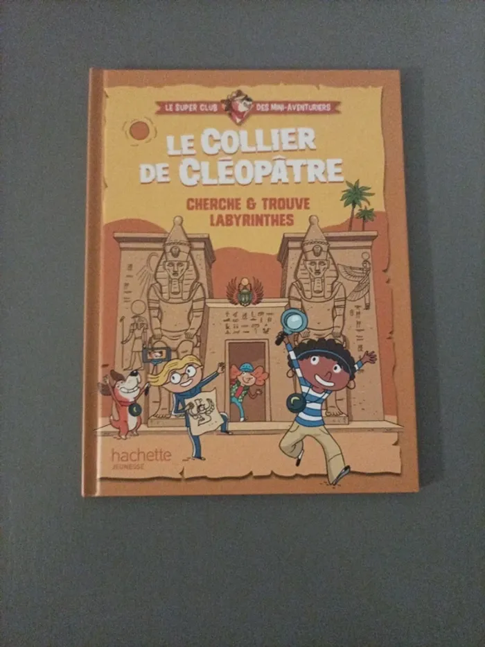 Livre Le collier de Cléopâtre
