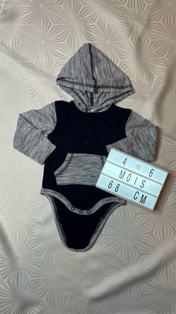 Body à capuche 4-6 mois 68 cm neuf
