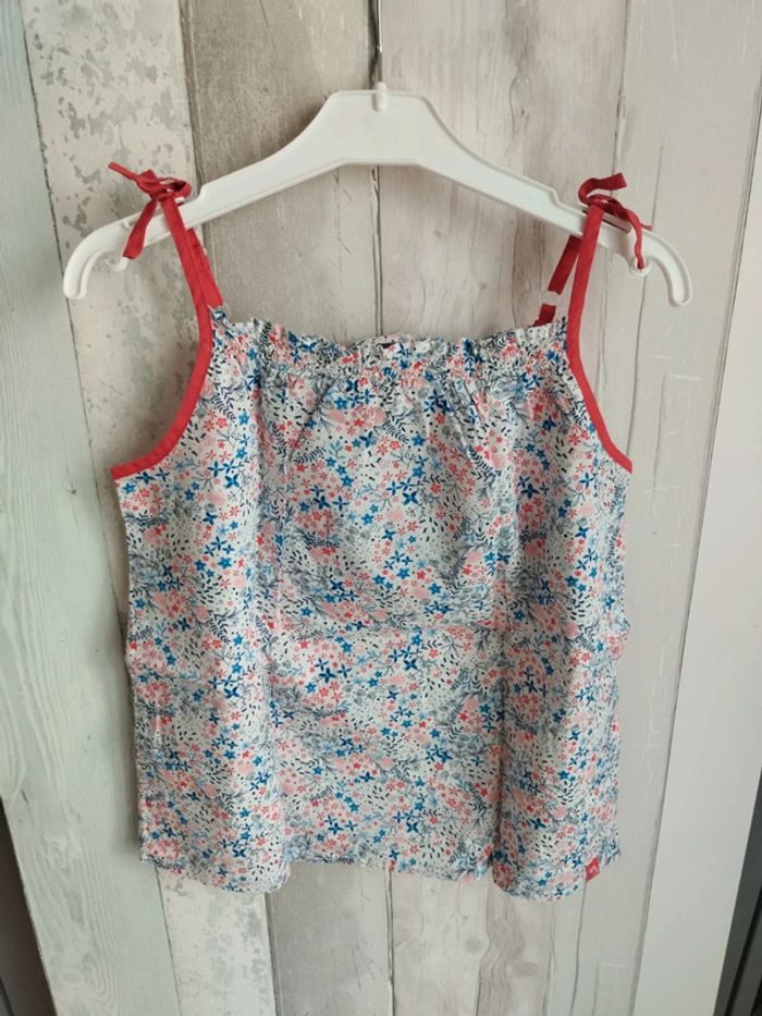 débardeur léger et colorée