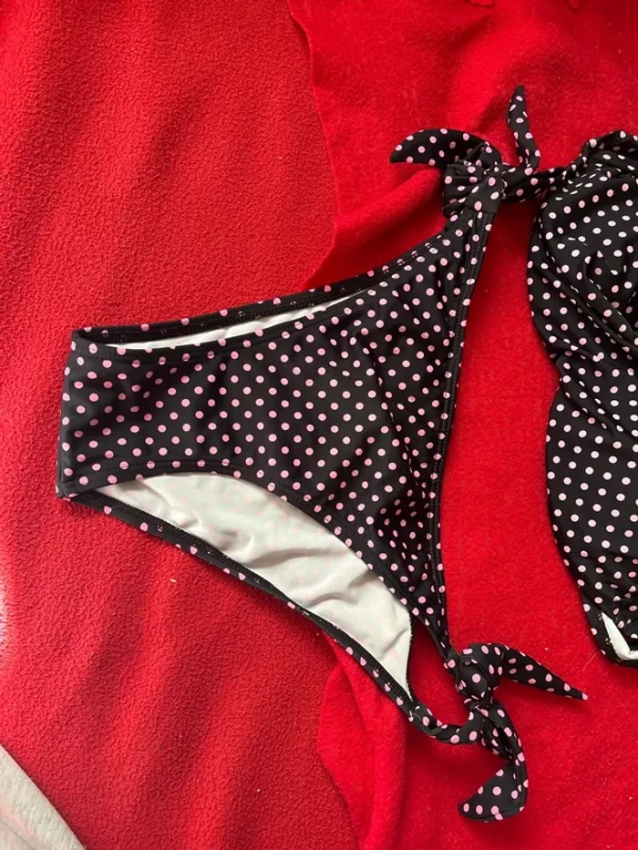 Bikini - photo numéro 2