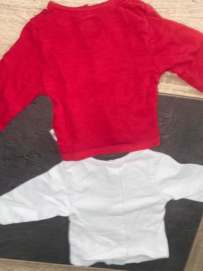 Lot 2 t-shirt 1 mois - photo numéro 2