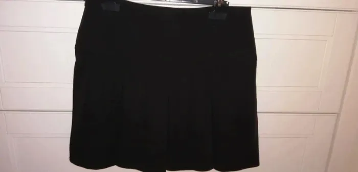 Jupe plissée noire T3 - photo numéro 6