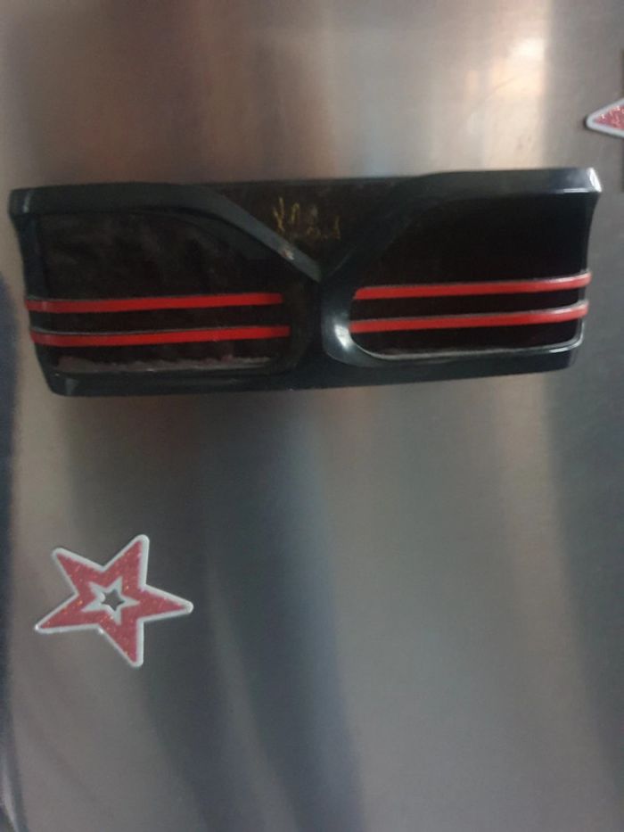 Etuit a lunettes émenté