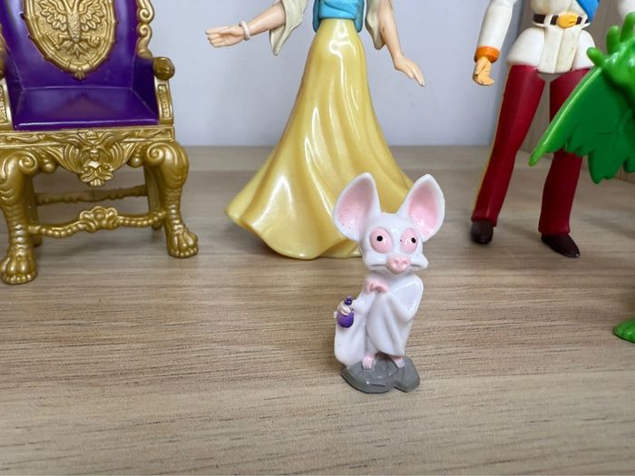 Ensemble figurine Anastasia vintage - photo numéro 3