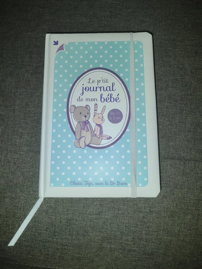 Livre "le p'tit journal de mon bébé"