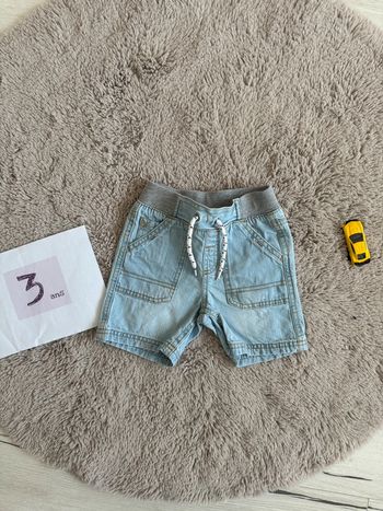 Short jeans Kiabi 3 ans