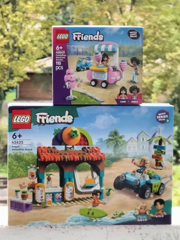 Lego Friends le stand barbe à papa et le bar à smoothie