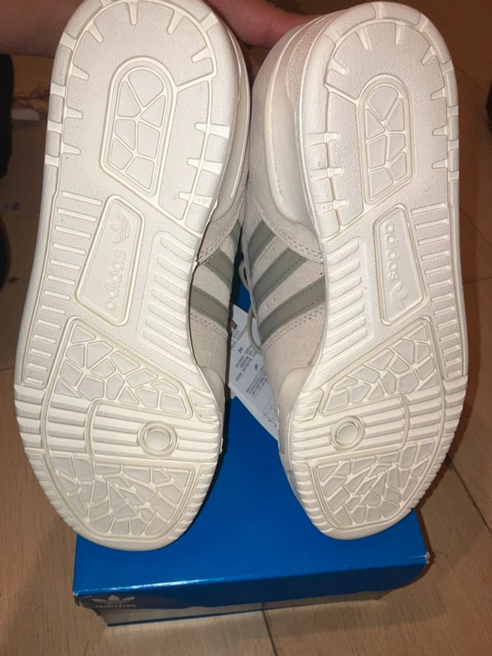 Basket Adidas - photo numéro 5