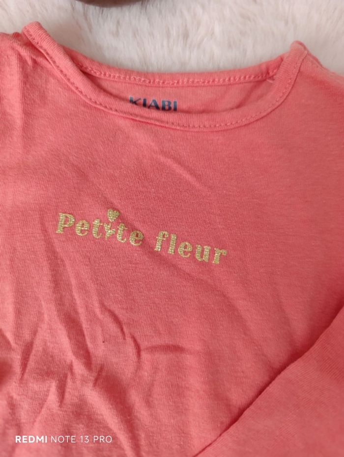 T shirt super maman toujours parfaite Gémo, petite fleure kiabi - photo numéro 2