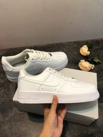 Nouveau Nike Air Force 1 Low Blanc Taille 44