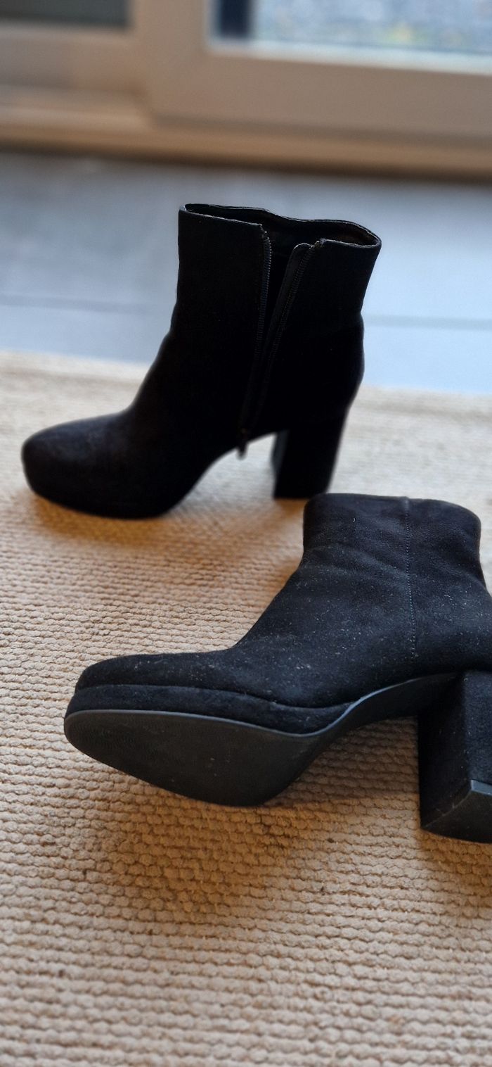 Bottines plateforme noires T 40 - photo numéro 2