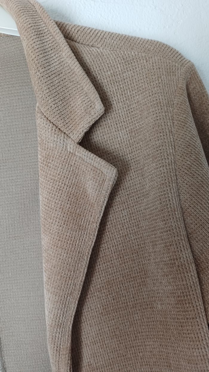 Veste - photo numéro 3