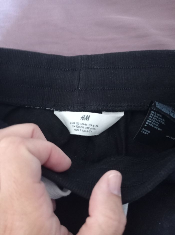 Jogging fin h&m 7ans - photo numéro 2