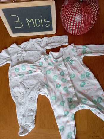 Lot de 2 pyjamas Orchestra taille 3 mois en très bon état