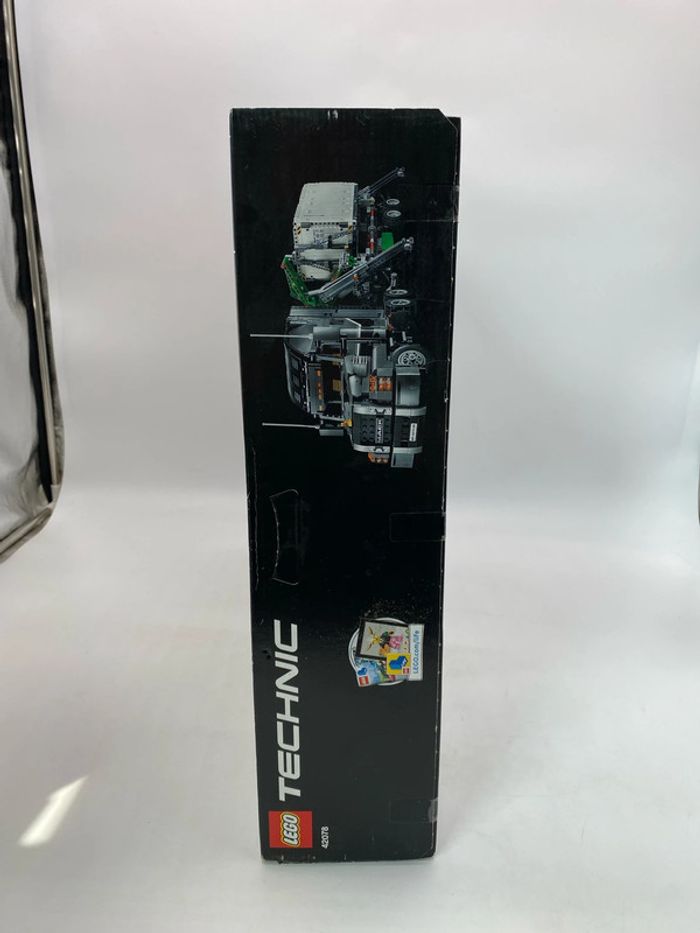 Lego Technic 42078 Mack Anthem - photo numéro 4