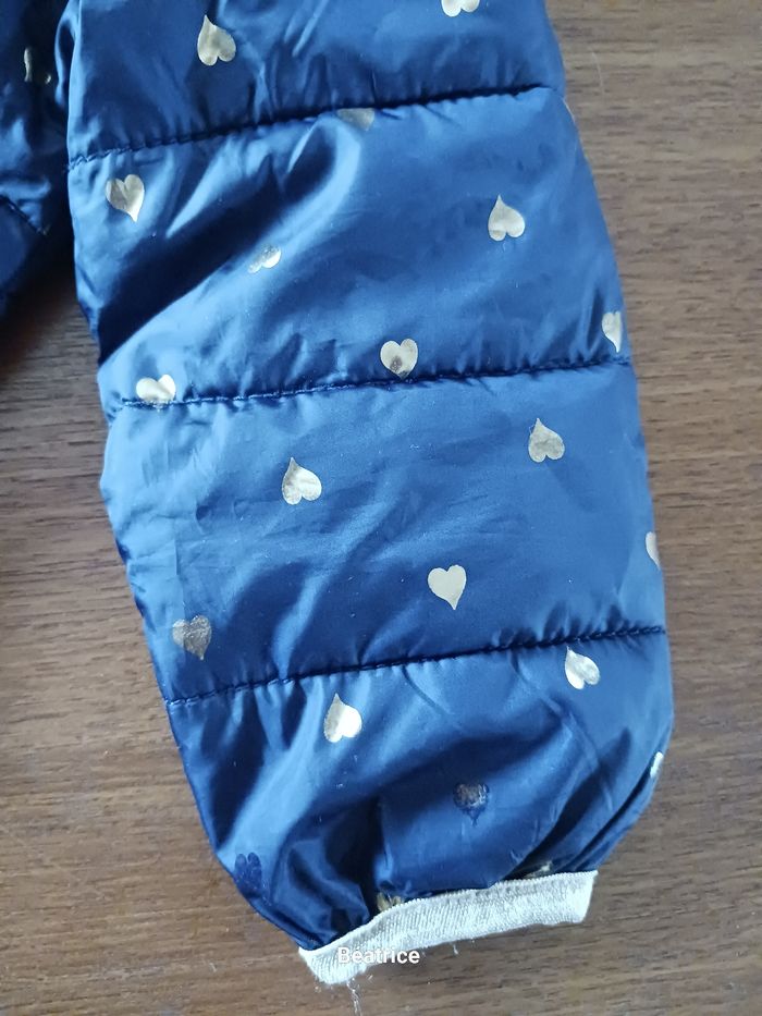 Petit anorak bleu marine. - photo numéro 8