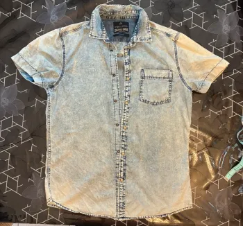 Chemise manche courte couleur jeans