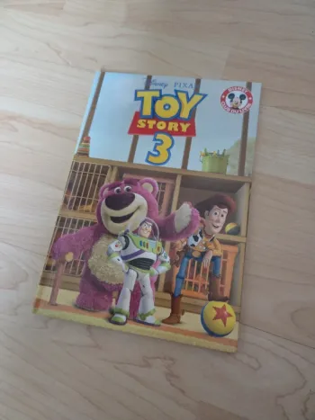 Livre disney toy story 3