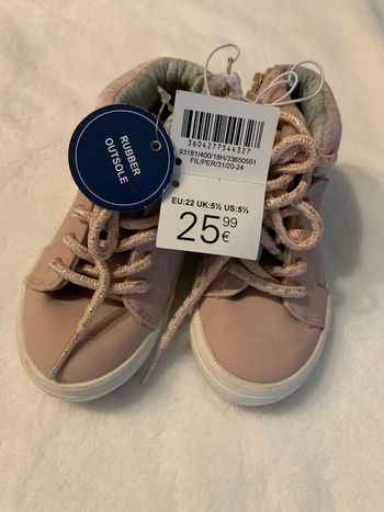 Baskets hautes roses  filles marque Obaidi taille 22