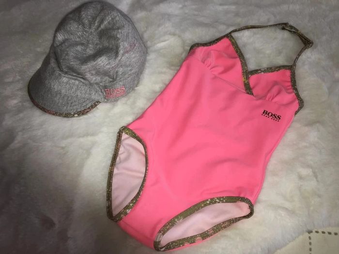 Ensemble Maillot de Bain Hugo boss 6 mois et casquette t44