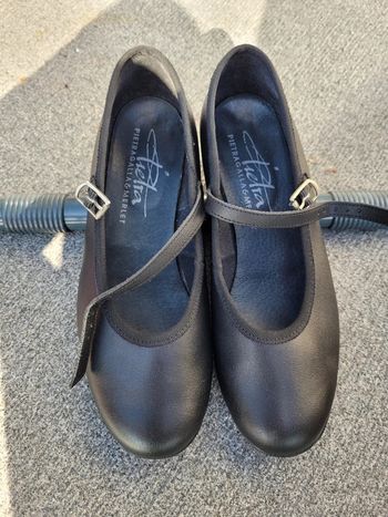 Chaussures de claquettes neuves