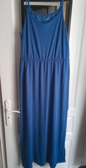 Longue robe bleu 42/44