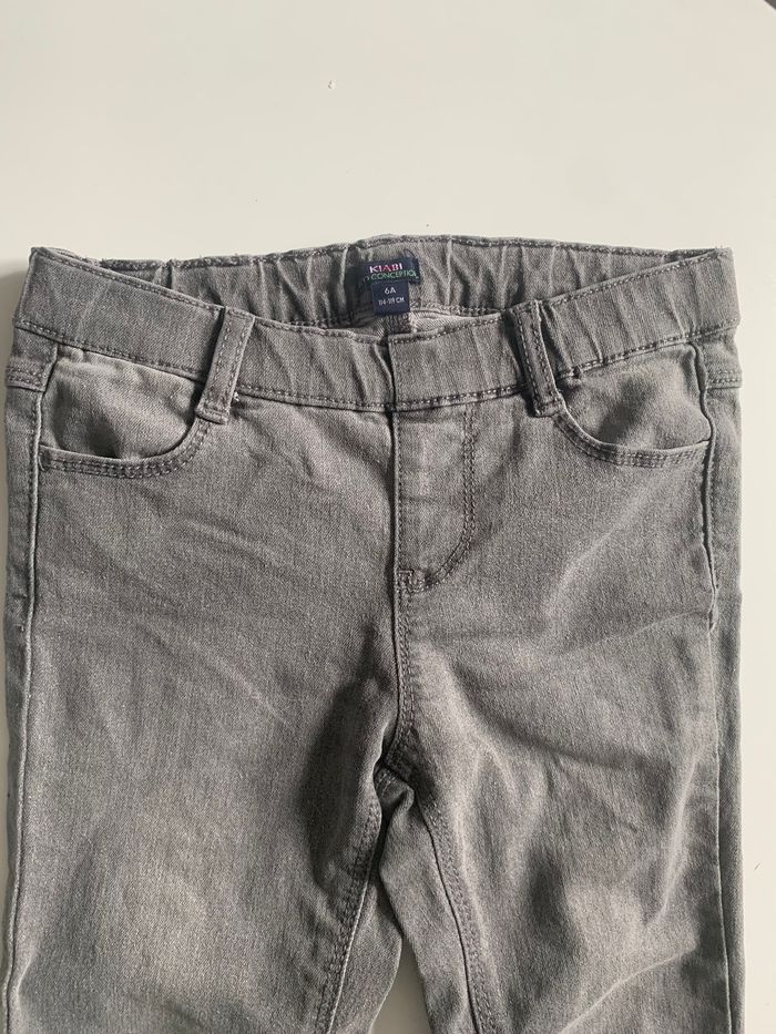Jean gris Kiabi taille 6 ans - photo numéro 3