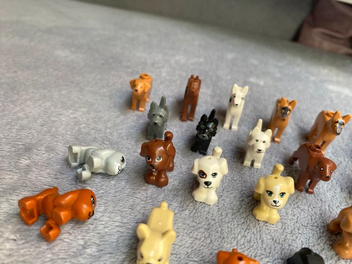 Lot de 22 chiens lego différents (dogs), plusieurs races de chiens - photo numéro 8