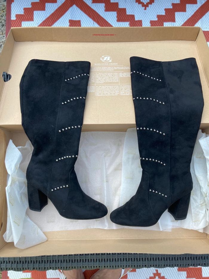Neuves - bottes BATA 38