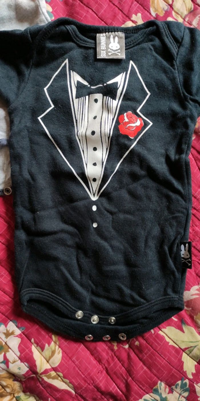 Lot 5 bodies 3 mois - photo numéro 3