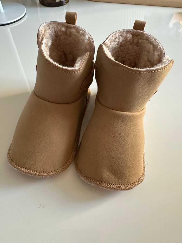 Petite chaussure - photo numéro 5