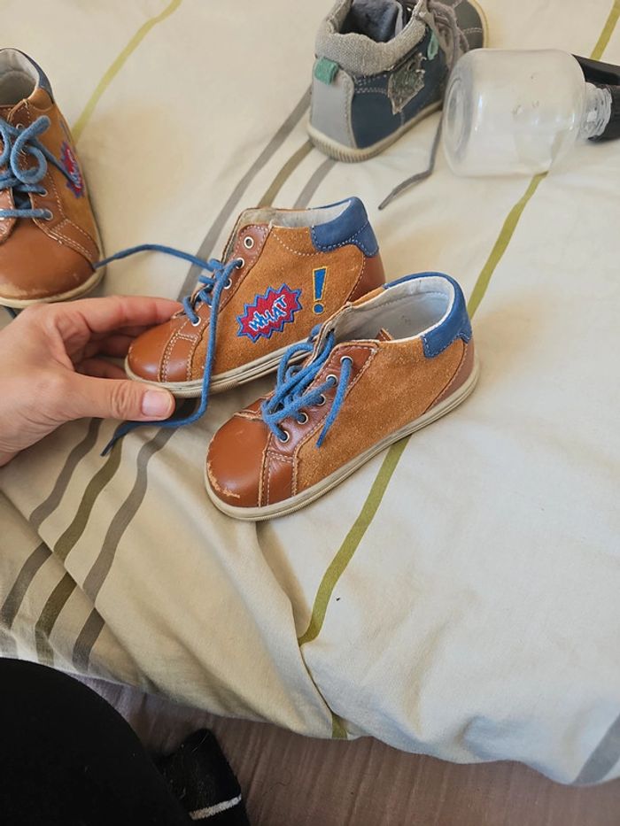 Chaussures taille 23 - photo numéro 4