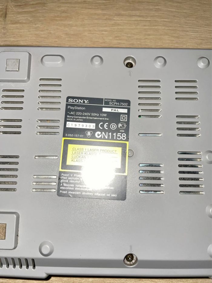 Console PS1 FAT loose 7502 Hors service Sony - photo numéro 4