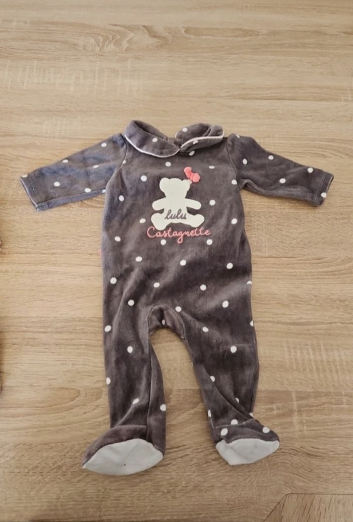 Pyjamas 3 mois - photo numéro 2