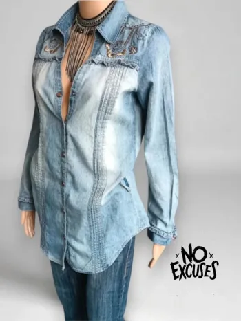 Chemise jean vintage y2k ,No Excuses ,coupe droite et longue ,col en V ouvert 100 % coton